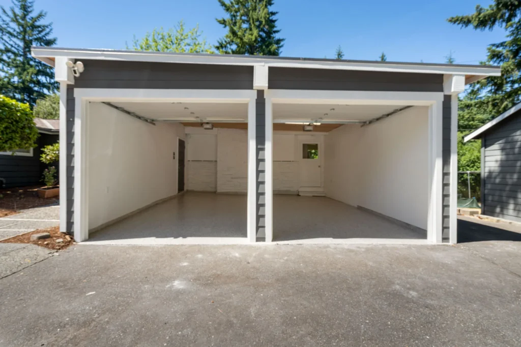 The Storm Recovery Garage in Bellevue, WA, photo 3