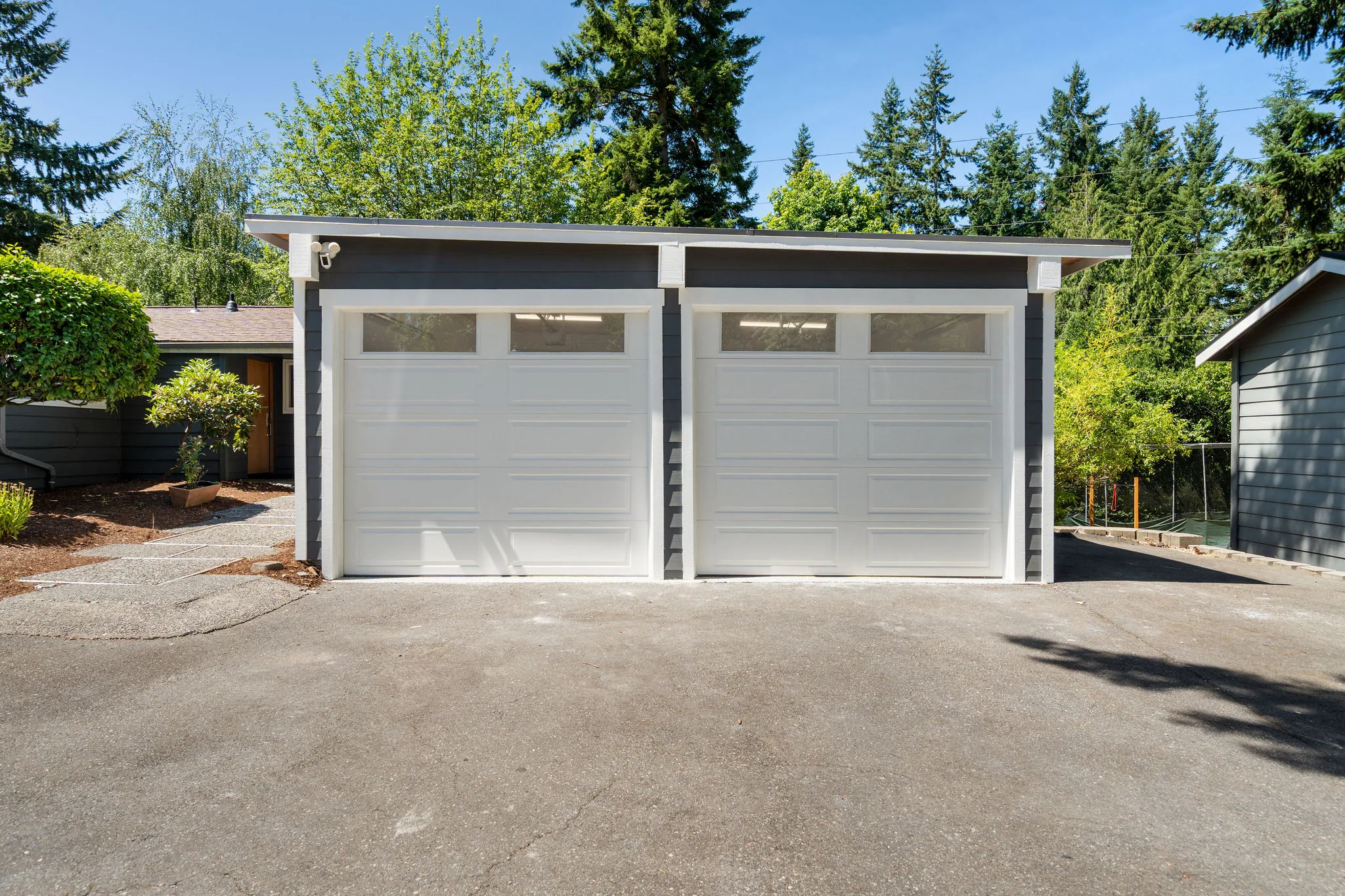 The Storm Recovery Garage in Bellevue, WA, photo 9