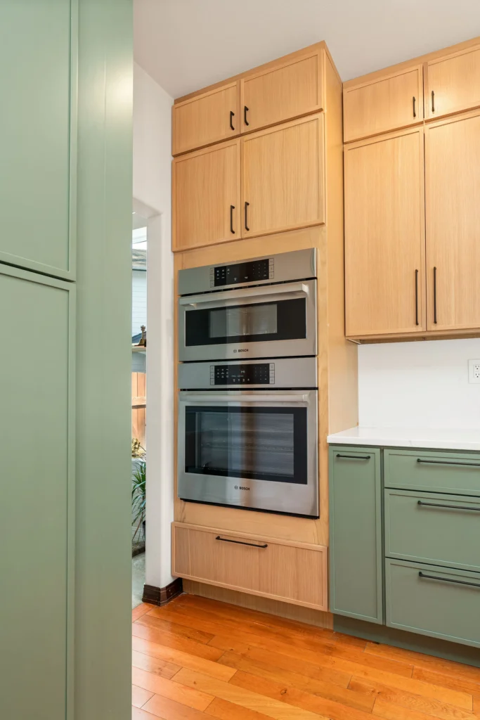 The Two-Tone Kitchen in Lynnwood, WA, photo 15