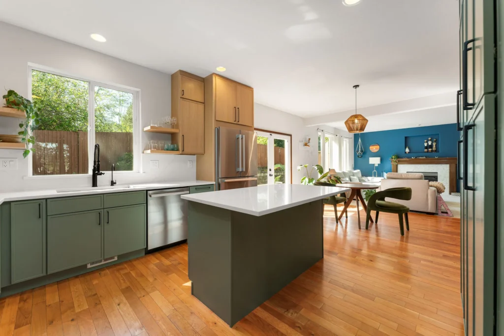 The Two-Tone Kitchen in Lynnwood, WA, photo 17