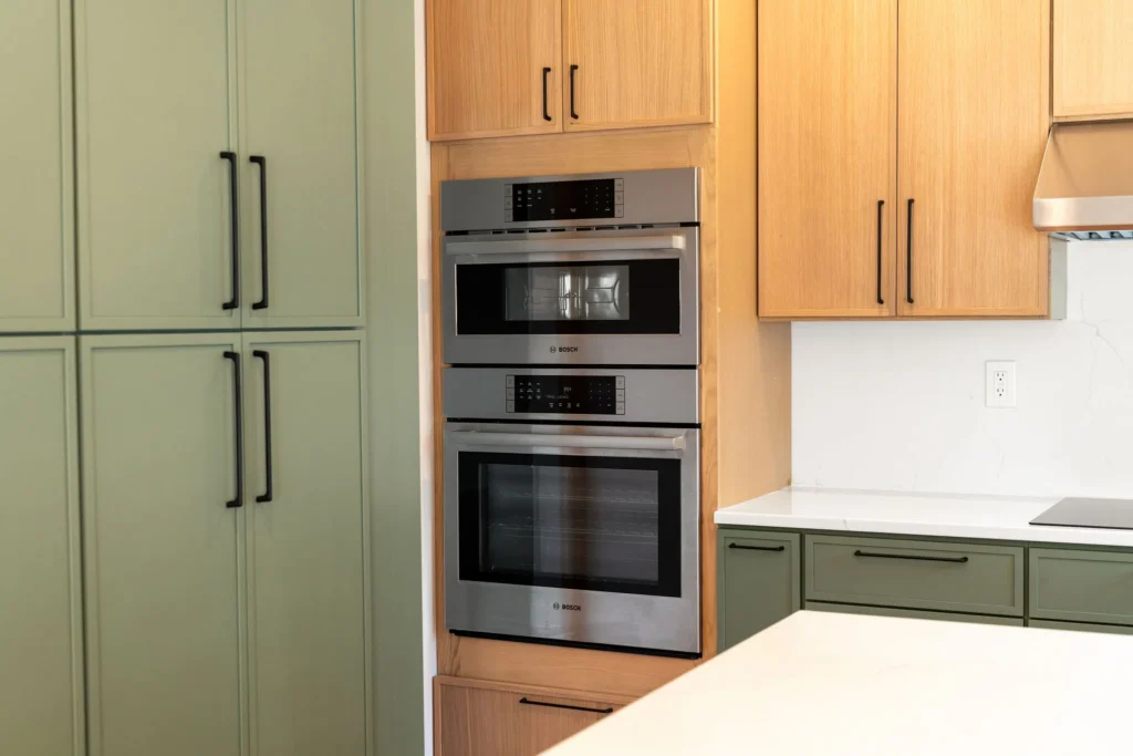 The Two-Tone Kitchen in Lynnwood, WA, photo 19