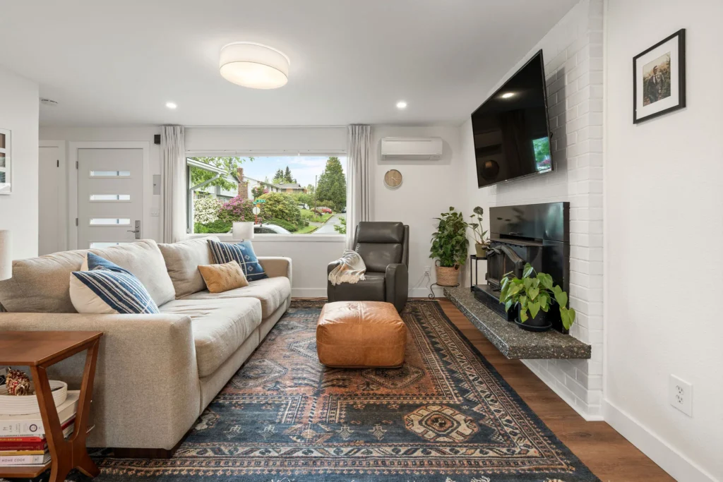 The Warm Modern Refresh in Kent, WA, photo 68
